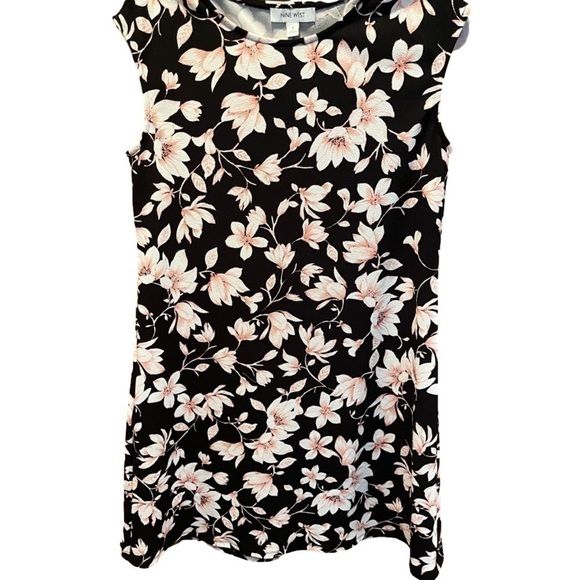 Nine West Black Multi Women's Cap
Sleeve Printed Swing Dress - Picture 7 of 9